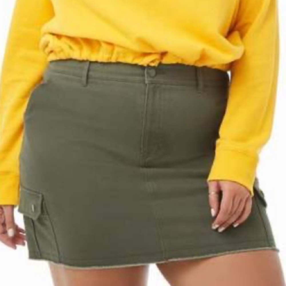 SOLD Forever 21 Plus Size Olive Green Midi Skirt